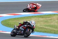 Razgatlioglu wint ook superpolerace Misano, Van der Mark buiten top-tien