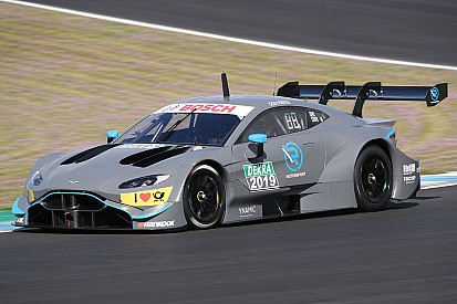 Aston Martin для DTM впервые появился на трассе