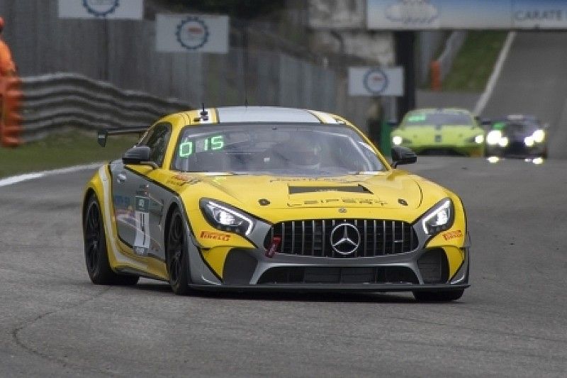 Mercedes-AMG GT4