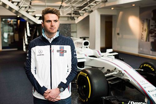 Williams contrata a Rowland como "piloto joven del equipo"
