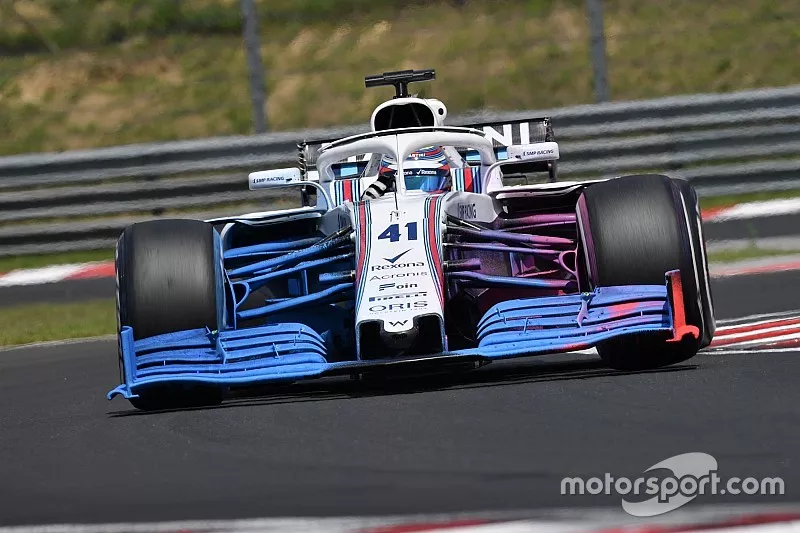 Oliver Rowland, Williams FW41 with aero paint