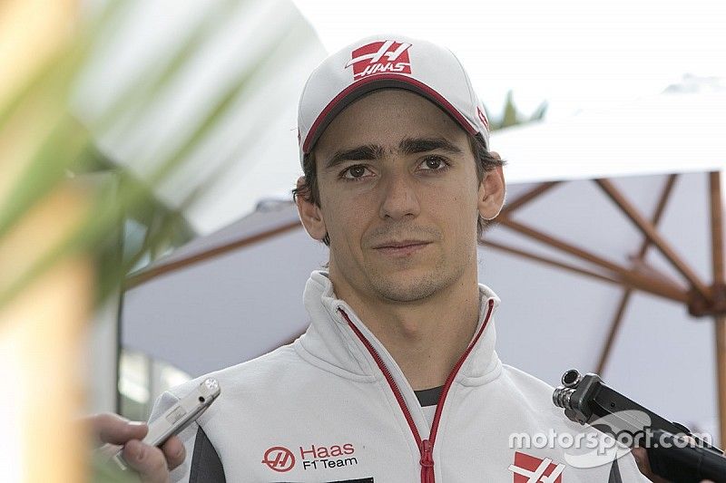 Esteban Gutiérrez, Haas F1 Team con los medios