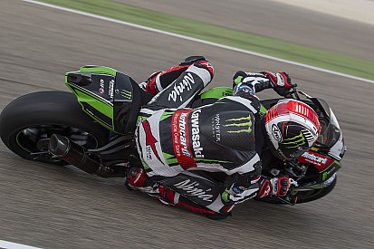 Les pilotes Kawasaki liment le bitume en essais privés