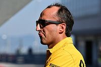 Renault diz ainda ter dúvidas sobre retorno de Kubica à F1