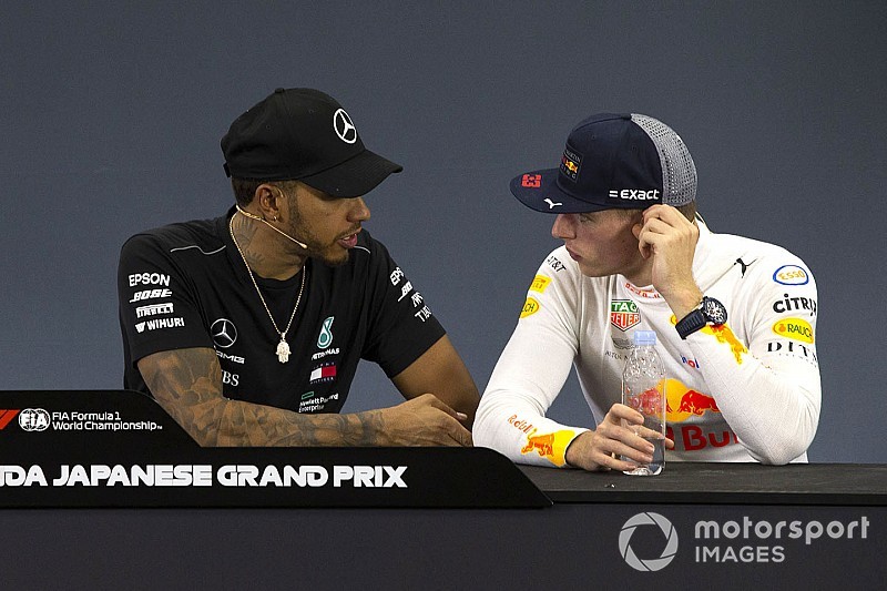 Hamilton: “Verstappen vond het ook een dubbele beweging van Vettel in Sochi”