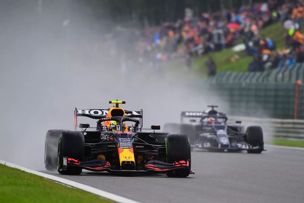 Sergio P&eacute;rez, Red Bull Racing RB16B