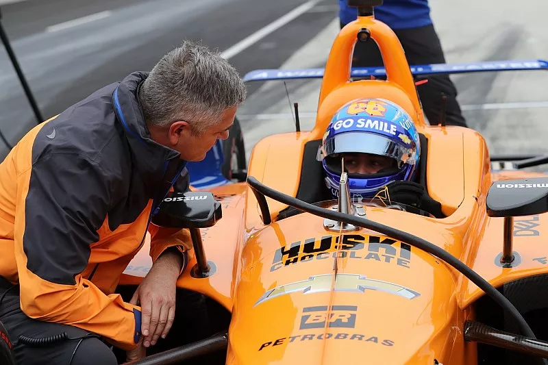 Fernando Alonso, McLaren Chevrolet with Gil de Ferran