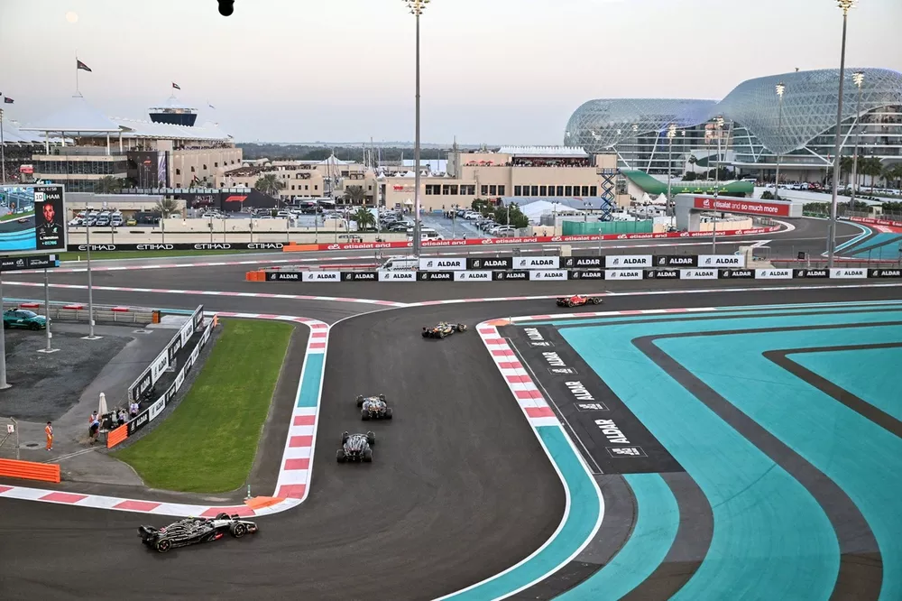 Charles Leclerc, Ferrari SF-23 Oscar Piastri, McLaren MCL60, Lando Norris, McLaren MCL60, George Russell, Mercedes F1 W14, Yuki Tsunoda, AlphaTauri AT04 