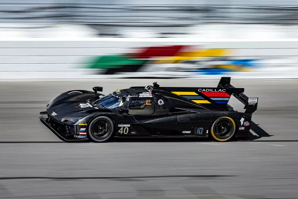 Cadillac Racing Cadillac V-Series.R