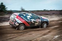 Dacie Duster czekają na start sezon