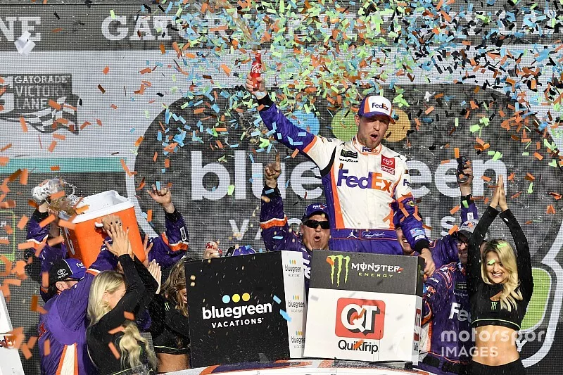 Race Winner Denny Hamlin, Joe Gibbs Racing, Toyota Camry FedEx Ground