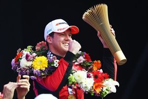 Cassidy zwycięża i zostaje liderem