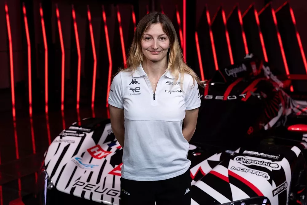 Doriane Pin, Development Driver Peugeot
