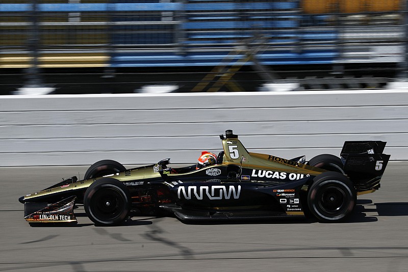 Hinchcliffe vence em Iowa; Kanaan é 17º e Leist abandona