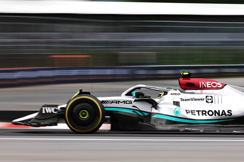 Lewis Hamilton, Mercedes W13