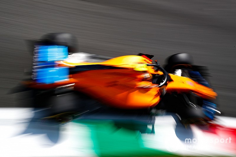 Главные моменты сезона Ф1 в фотографиях: McLaren