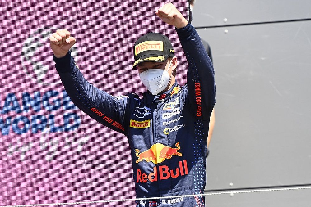 Dennis Hauger, Prema Racing, ganador de la carrera.