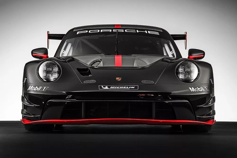 【新品未使用】カレラデジタル124 Porsche ポルシェ GT3 RSR ギャラリー】ポルシェの新GT3マシン『911 GT3-R』が登場。写真で