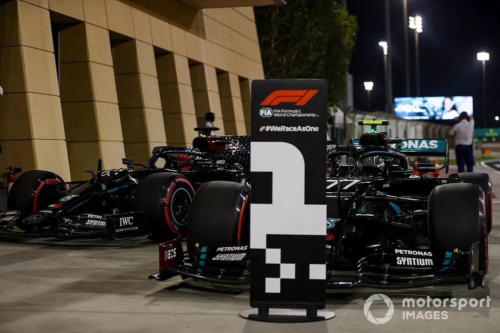 Valtteri Bottas, Mercedes F1 W11, George Russell, Mercedes F1 W11, Pietro Fittipaldi, Haas VF-20