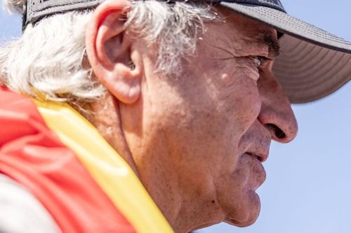 Todos los pilotos espa&ntilde;oles del Dakar 2026: coches, motos y todas las categor&iacute;as