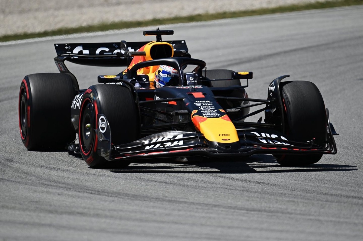 スパーク 1/43 オラクル レッドブル レーシング RB18 2022年