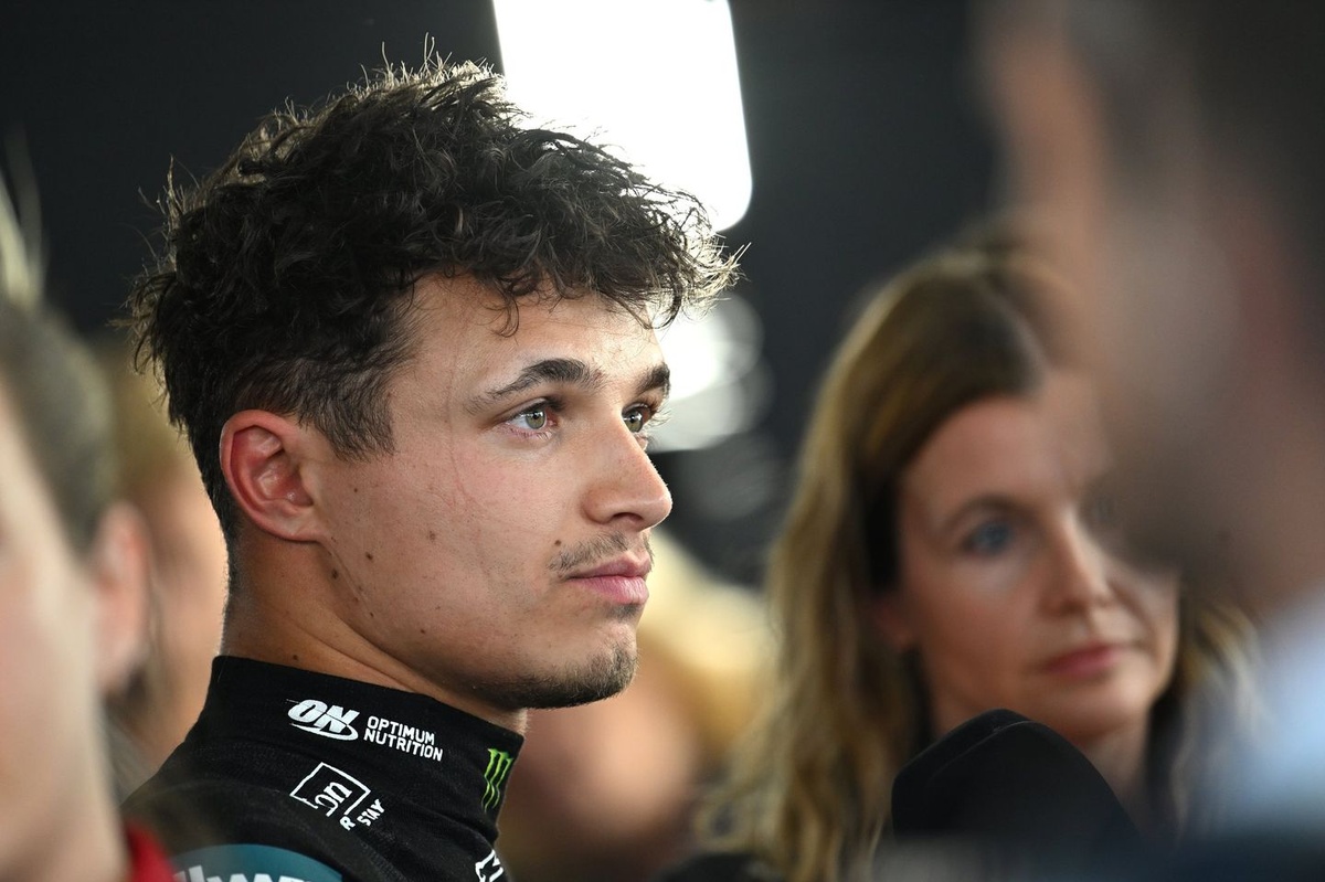 McLaren throws "full support" behind Lando Norris after “miscalculated” F1 crash