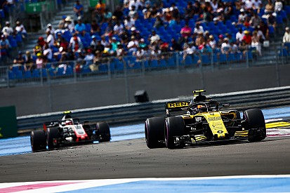 Haas попробует навязать Renault борьбу за четвертое место в Кубке конструкторов