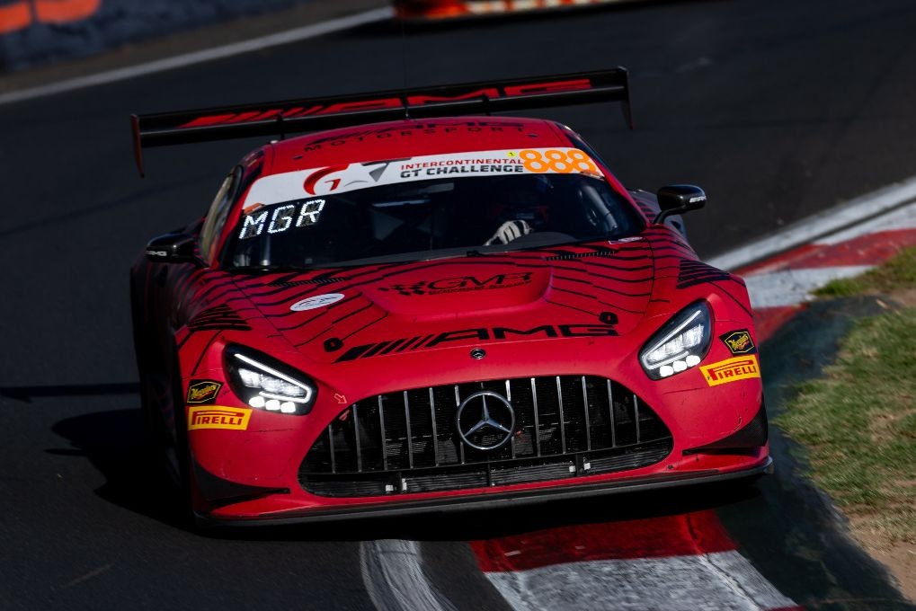 IGTC | Mercedes-GMR vince la 12h di Bathurst nel caos, Rossi-Marciello-Farfus a podio