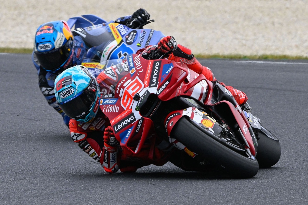 Alex Marquez's Risky Call: No Overtake on Marc in Aussie Sprint