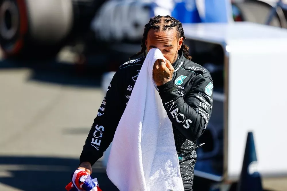 Lewis Hamilton, Mercedes-AMG F1 Team, 1st position, towels off in Parc Ferme
