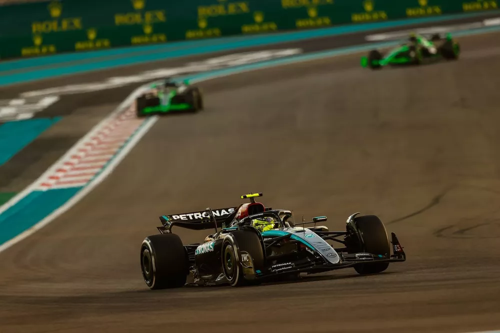 Lewis Hamilton, Mercedes F1 W15
