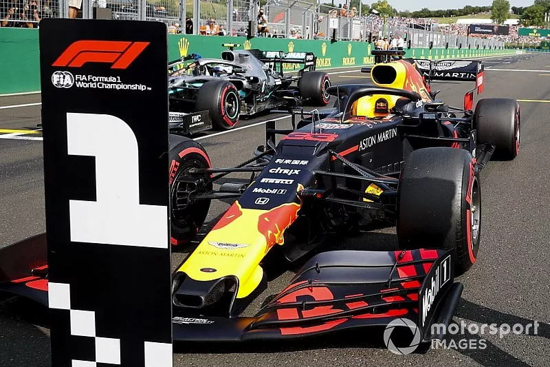Le poleman Max Verstappen, Red Bull Racing