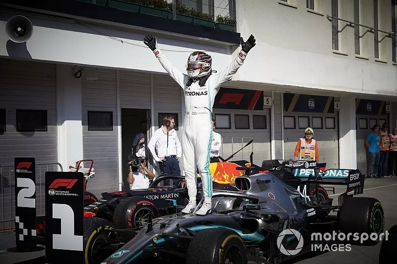 Lewis Hamilton, Mercedes AMG F1, 1e plaats, in Parc Ferme
