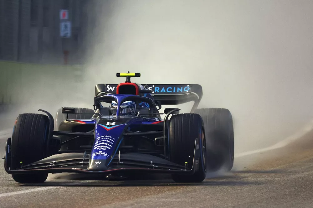 Nicholas Latifi, Williams FW44