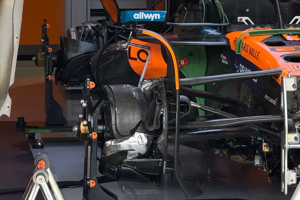 McLaren MCL39