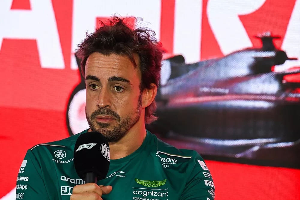 Fernando Alonso, Aston Martin F1 Team, in the Thursday drivers press conference