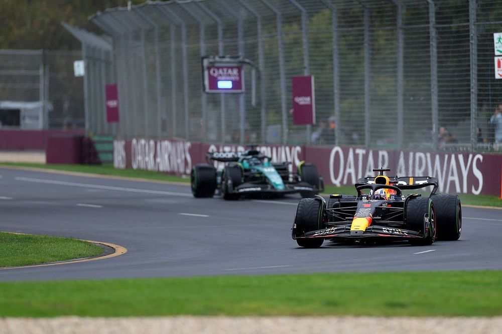 Max Verstappen, Red Bull Racing RB19, Lance Stroll, Aston Martin AMR23