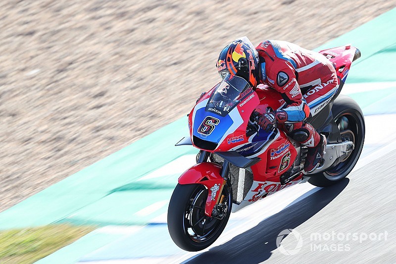 Bradl met Honda-wildcard in actie op Jerez