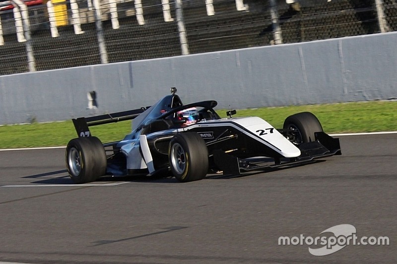 Pronta la monoposto della Scuderia DF Corse by Corbetta