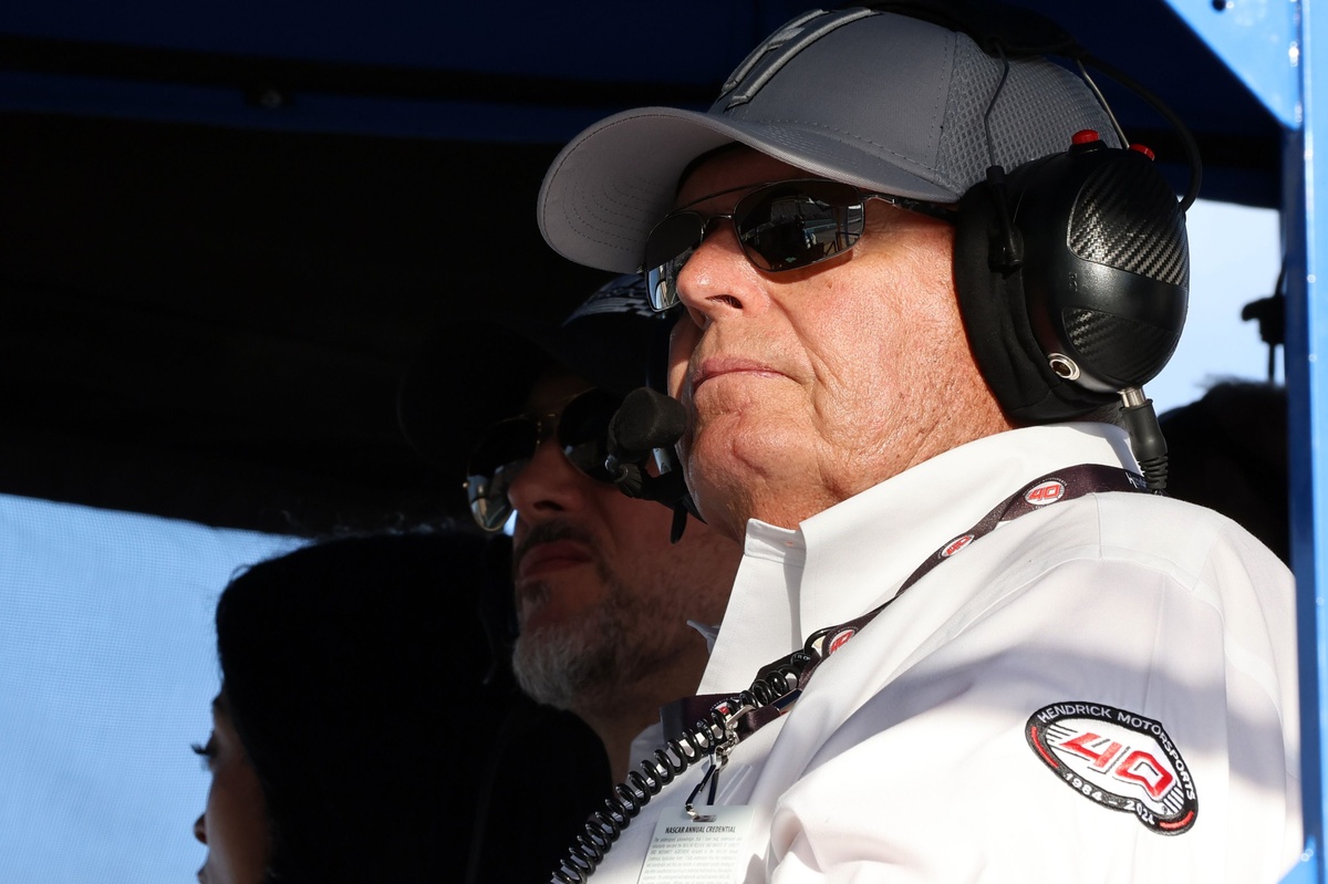 23XI, Front Row ask court to force full Penske, Hendrick deposition