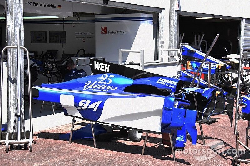 Sauber C36 detail