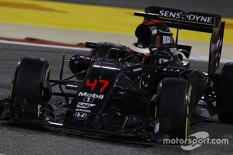 ストフェル・バンドーン衝撃のF1デビュー：光り輝く”最後の”スーパー