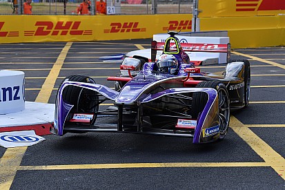 Race 1 ePrix Hong Kong: Bird menang, Buemi-di Grassi bermasalah