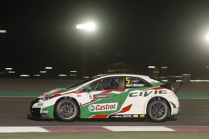 Qatar WTCC: Michelisz breaks lap record in Thursday practice