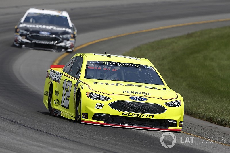 Ryan Blaney se lleva la pole en Pocono