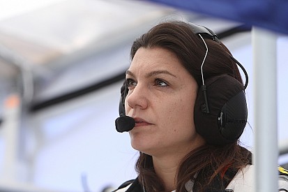 Legge surge como candidata a substituir Pietro na Indy 500
