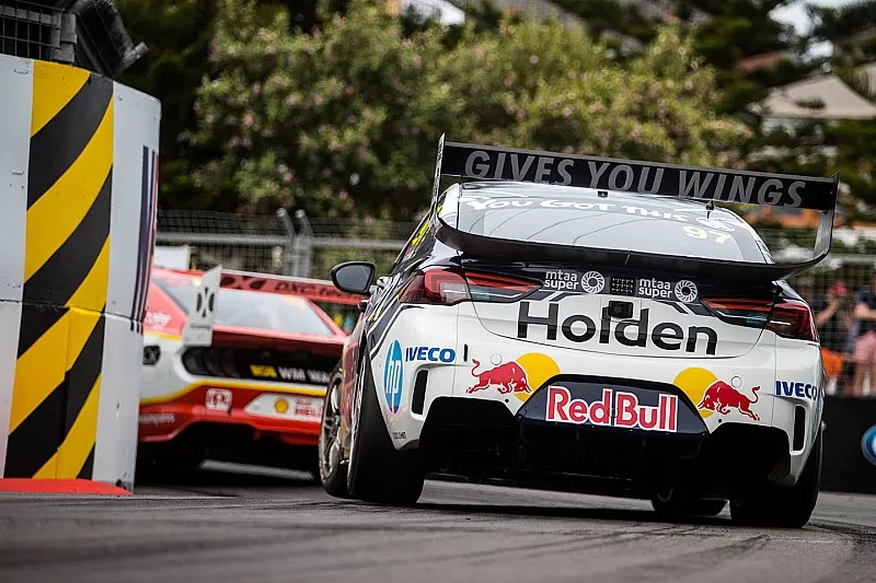 Shane van Gisbergen, Triple Eight Race Engineering Holden