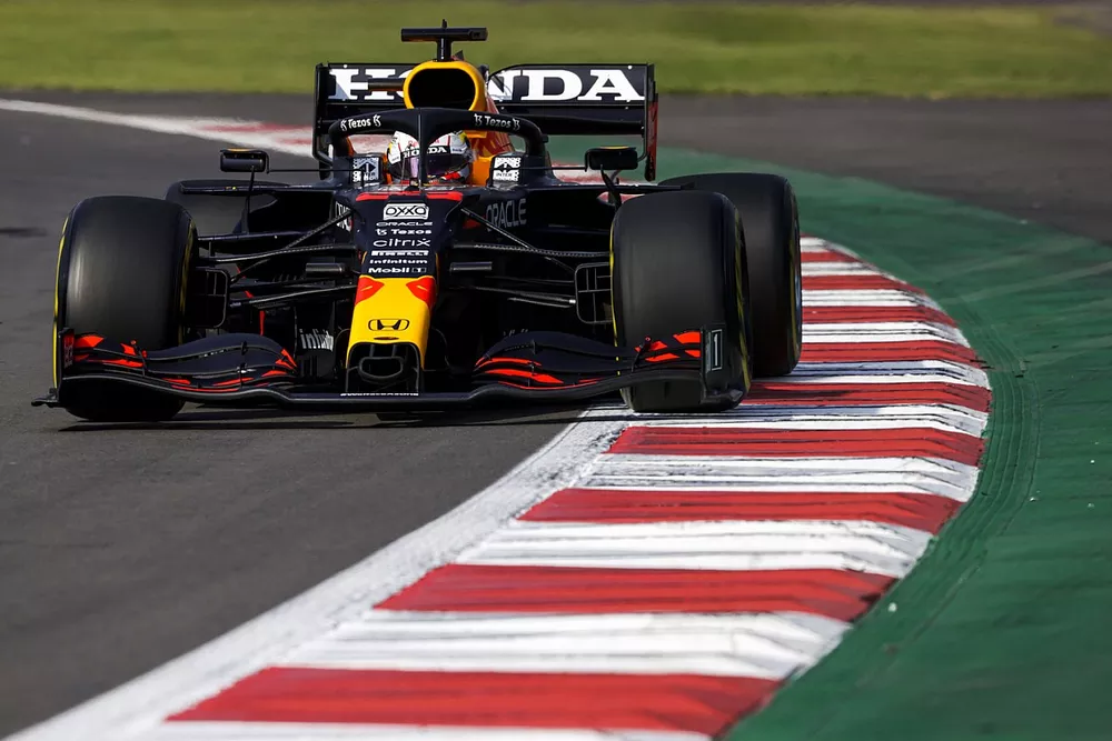Max Verstappen, Red Bull Racing RB16B
