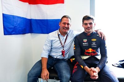 F1: Jos Verstappen 'abre o coração' sobre chances de correr rally com Max