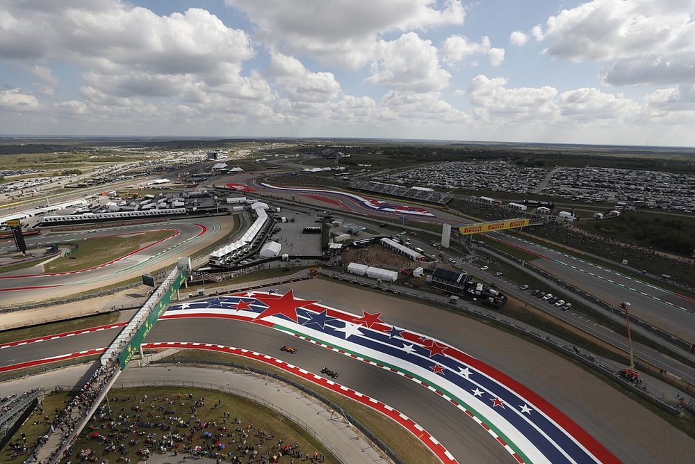 Lewis Hamilton, Mercedes W12, Lando Norris, McLaren MCL35M